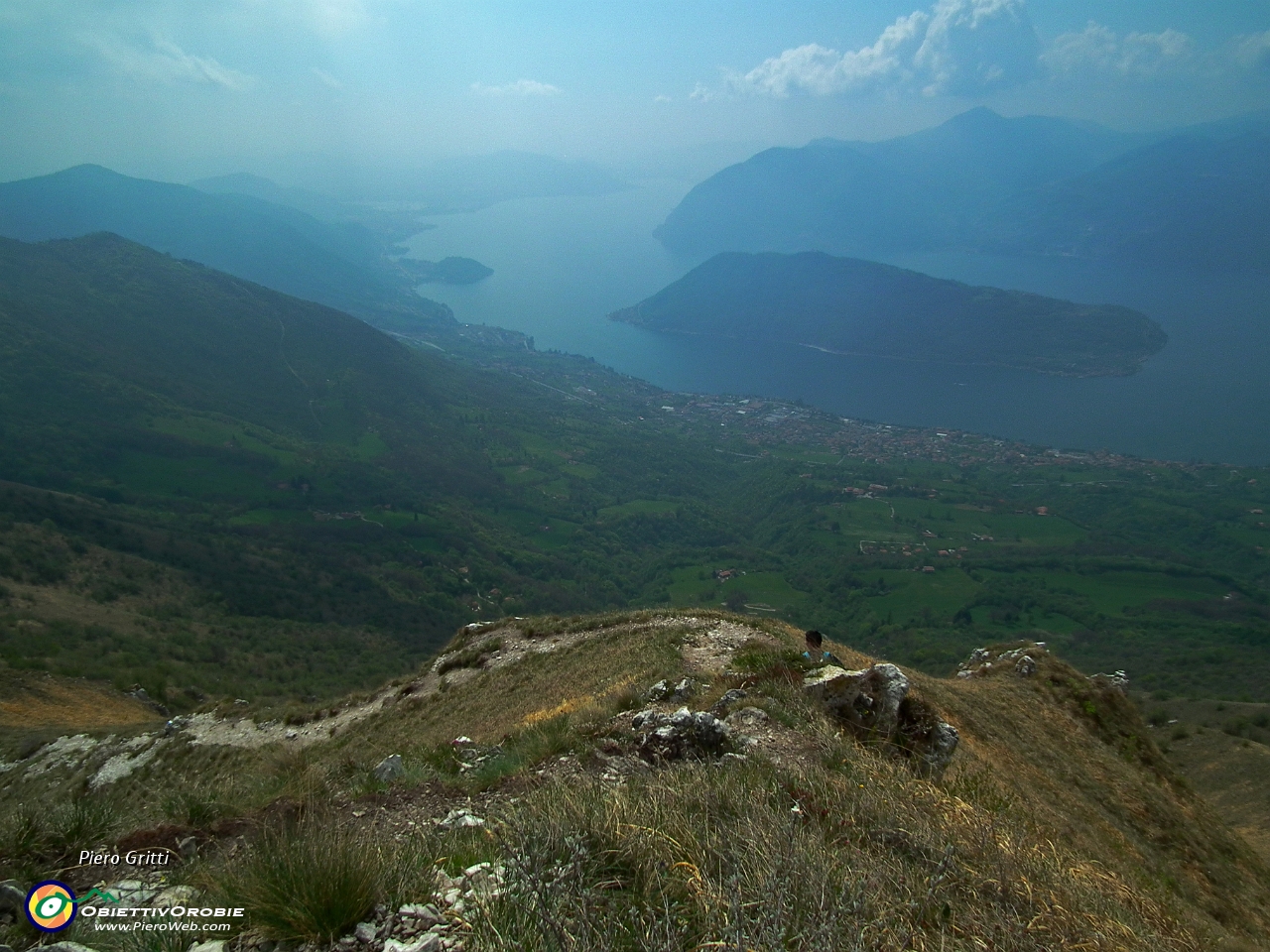 51 con vista sul Lago d'Iseo e Montisola....JPG